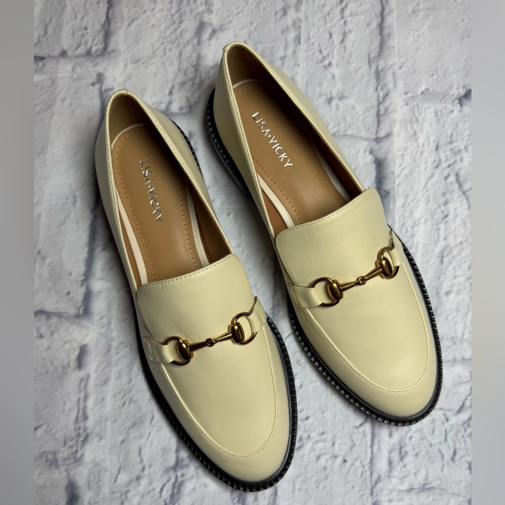 Lisa Vicky Cream Loafers with Gold Accent